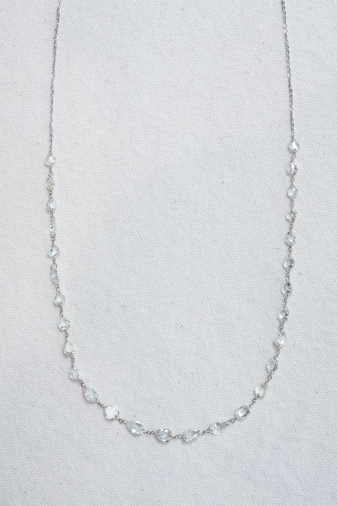 18k White Gold Diamond Teardrop Necklace