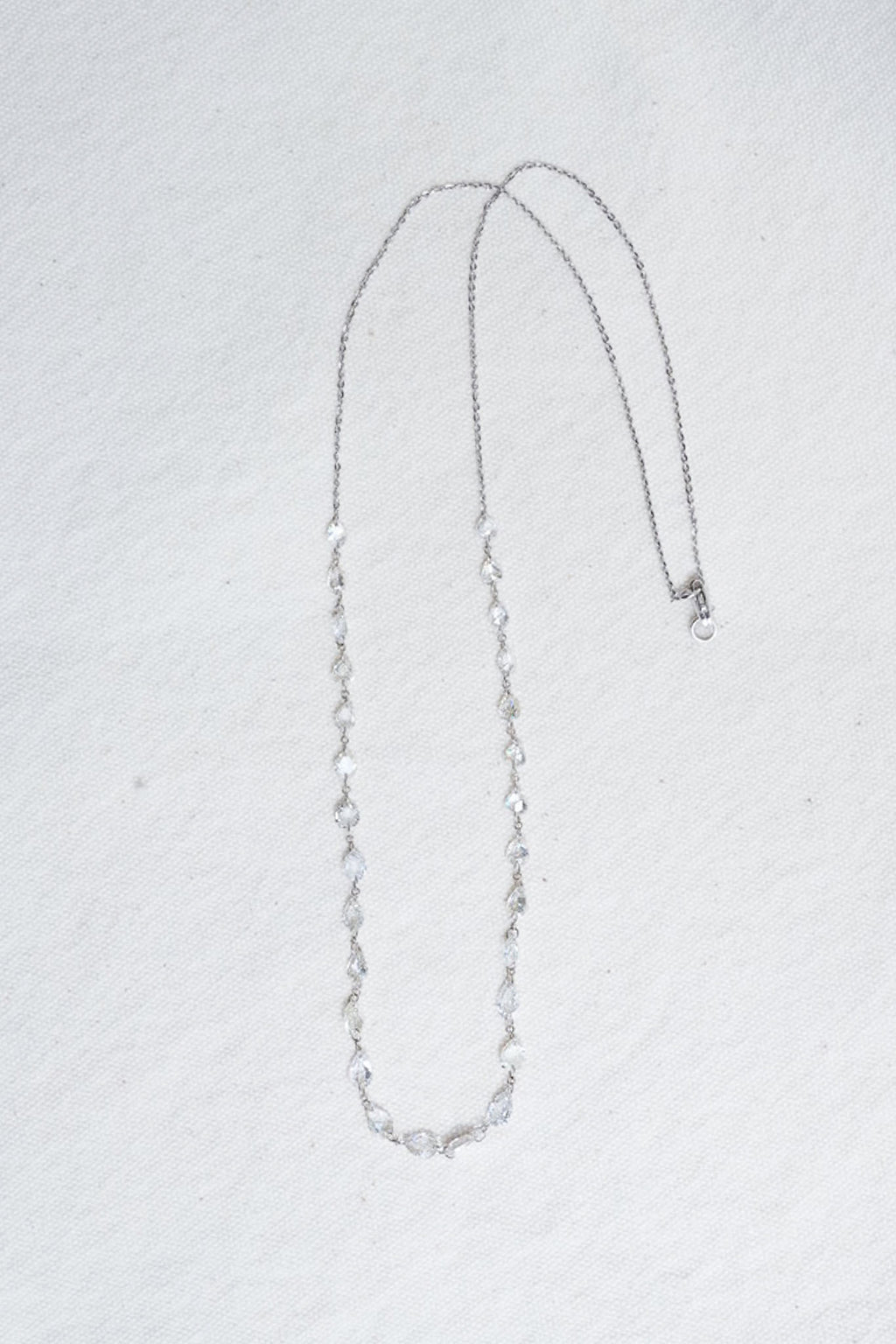 18k White Gold Diamond Teardrop Necklace