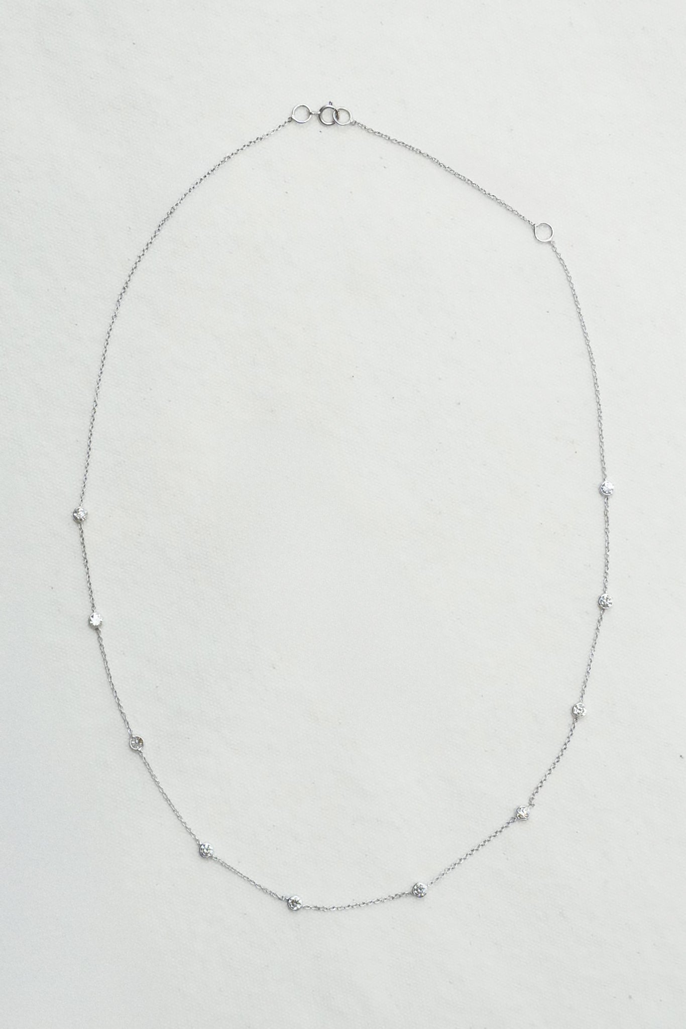 18k White Gold Diamond Bezel Necklace